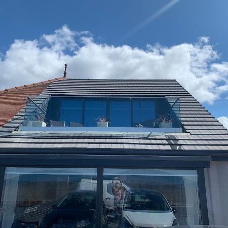 Beach View Apartment With Balcony And Sea View - Pet Friendly 克利夫利斯 外观 照片
