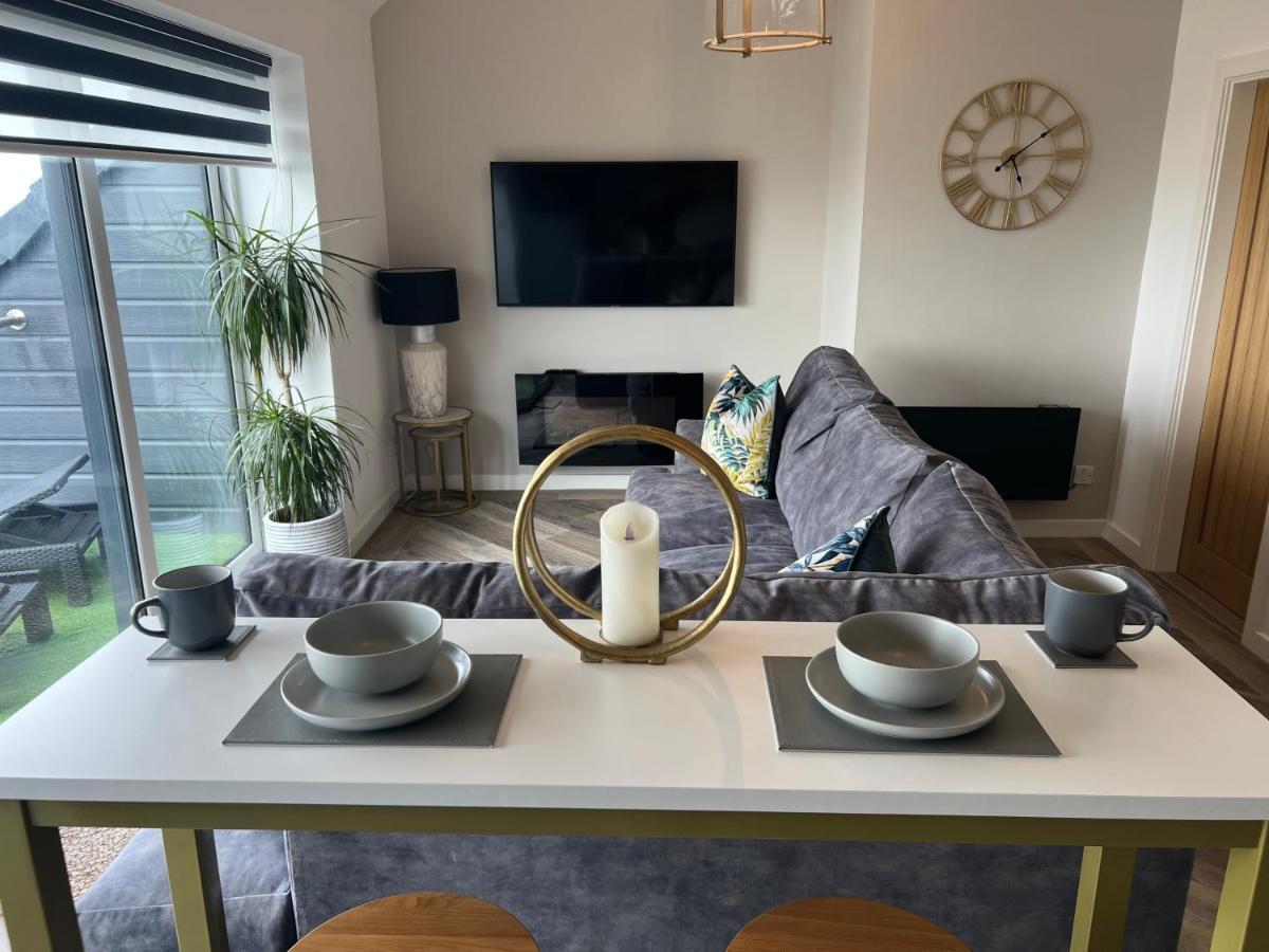 Beach View Apartment With Balcony And Sea View - Pet Friendly 克利夫利斯 外观 照片